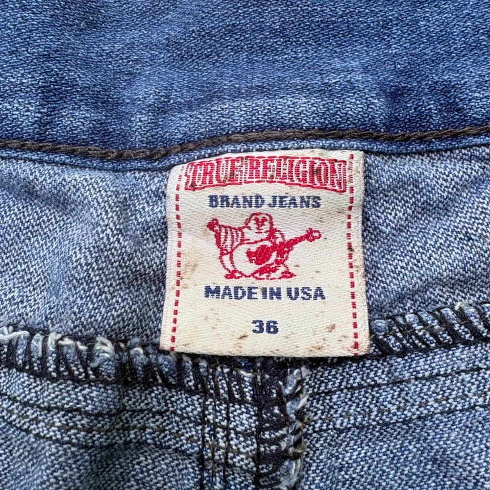 Y2K True Religion Billy Jeans 36 Blue Leather Horseshoe Faded Raw Hem Skater‎